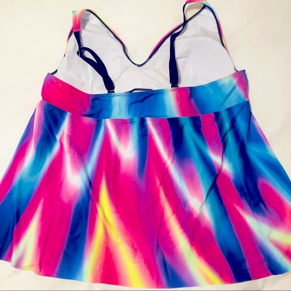 Plus Size 3X Cross Front Vivid 🌈 Tankini Swimsuit Top 🆕 - Picture 4 of 12